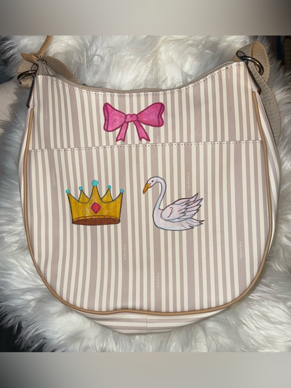 Preppy Swan Purse